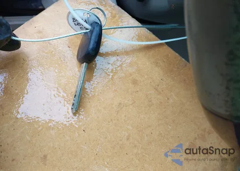 2004 Lexus Es 330 z USA, uszkodzony, nr VIN JTHBA30G740009576